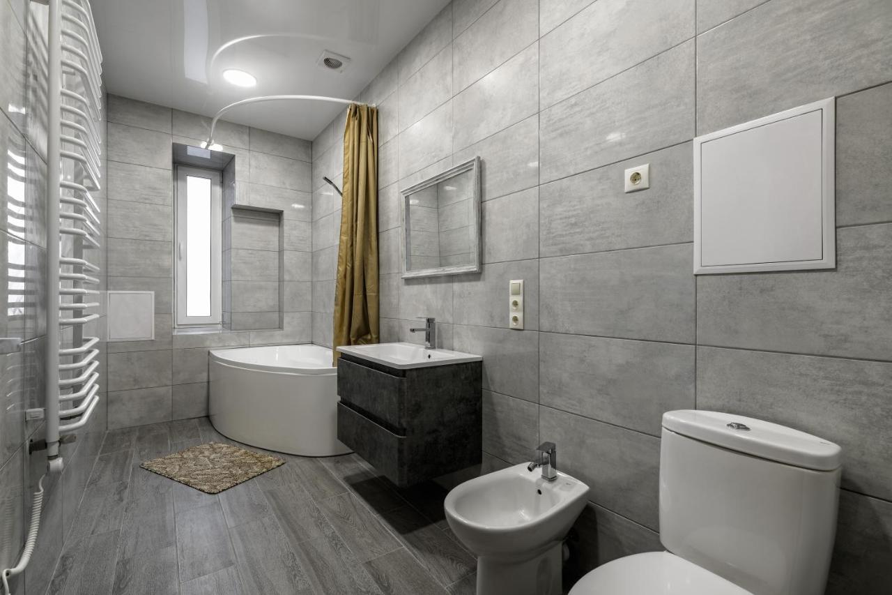 Kyivska Apartments Leopoli Esterno foto